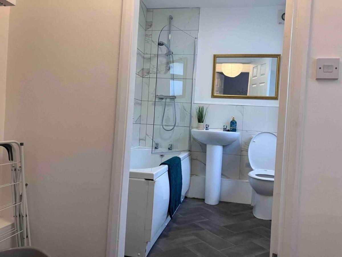Vakantiehuis 2 Bed Easy Access To Whole Sunderland (Tyne and Wear)